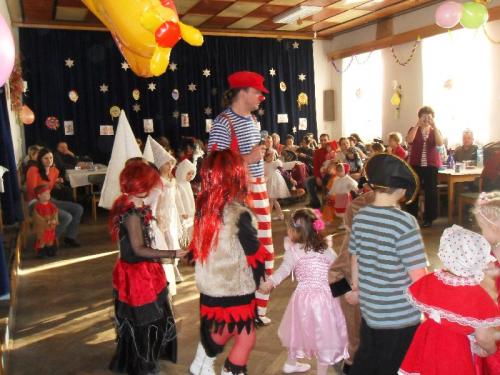 2011.02.27 Maškarní ples dětí